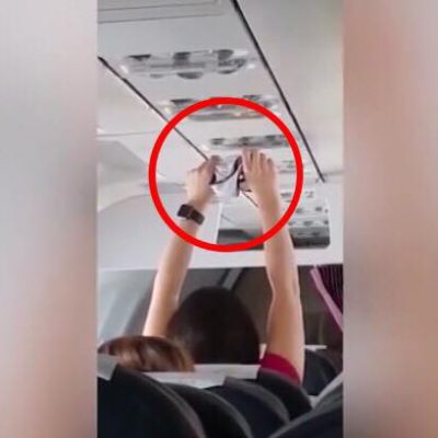 Kvinde chokerer alle i flyet - tørrer sine trusser inder blæseren