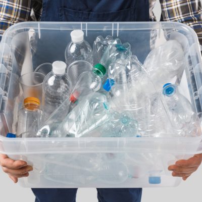 7 kreative ideer til hvordan du kan genanvende plastikflasker