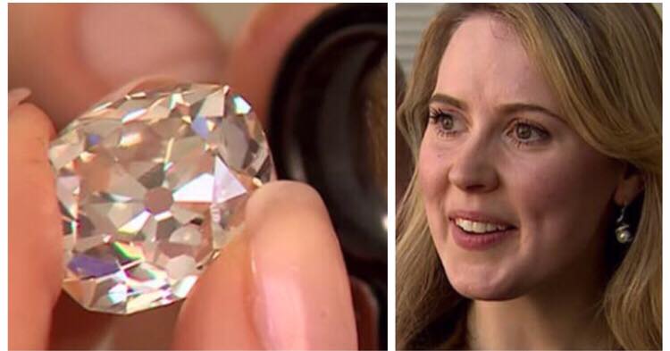 Hun købte en ring på loppemarked til 100 kroner - 30 år senere får hun et chok over dens rigtige værdi