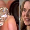 Hun købte en ring på loppemarked til 100 kroner – 30 år senere får hun et chok over dens rigtige værdi